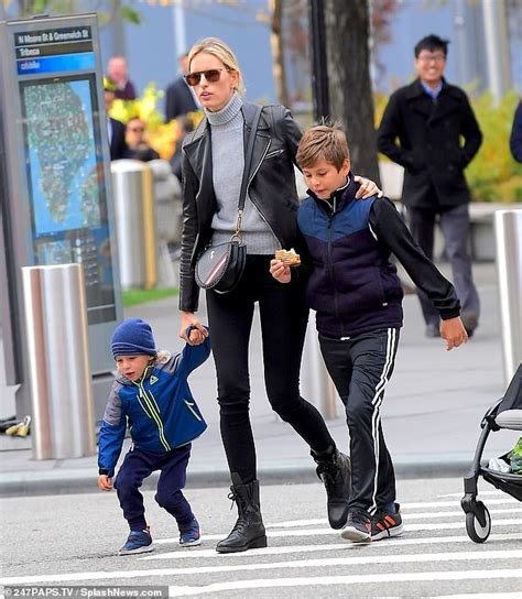 karolina kurkova children